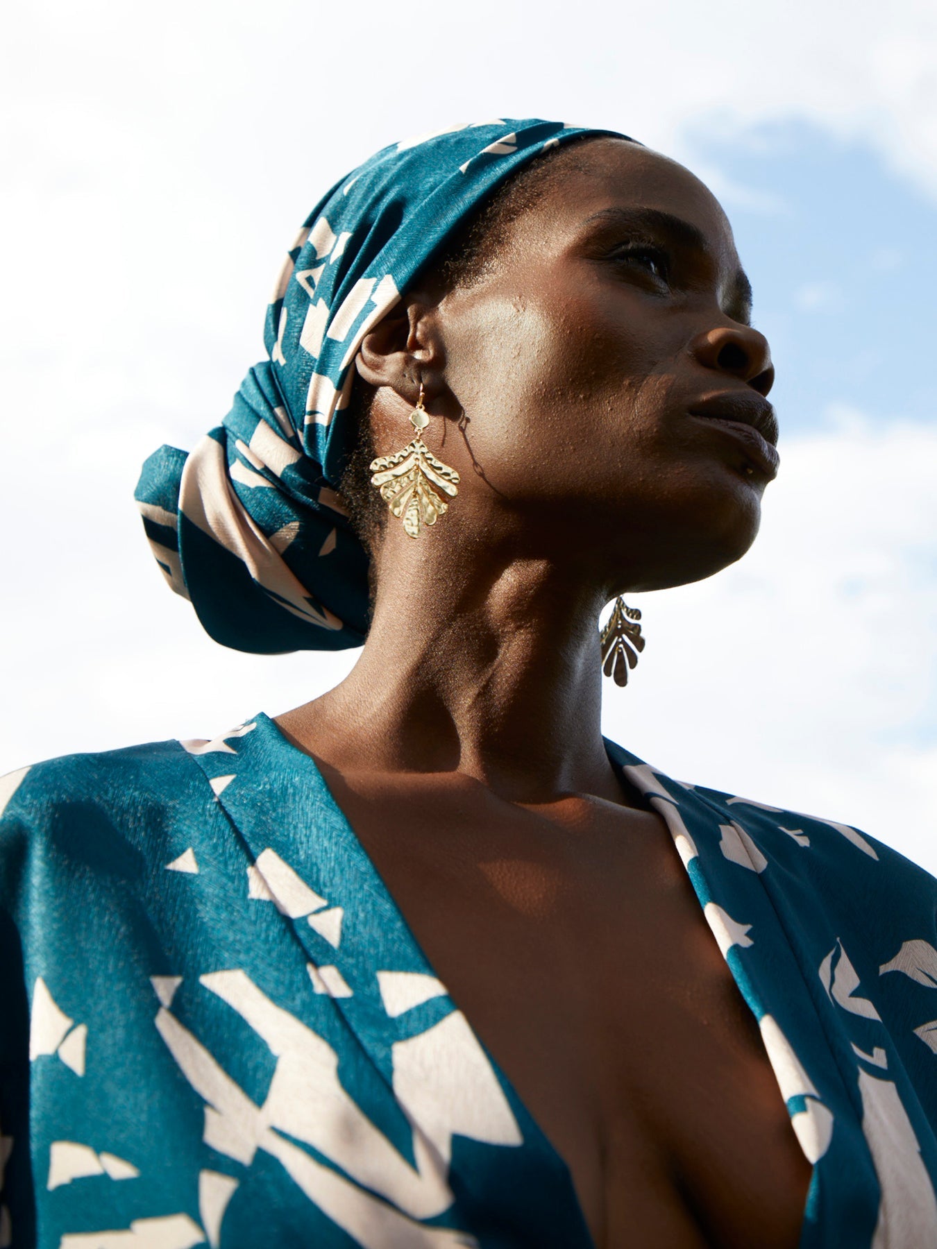 Leaf Earrings - Gold Plated - diarrablu