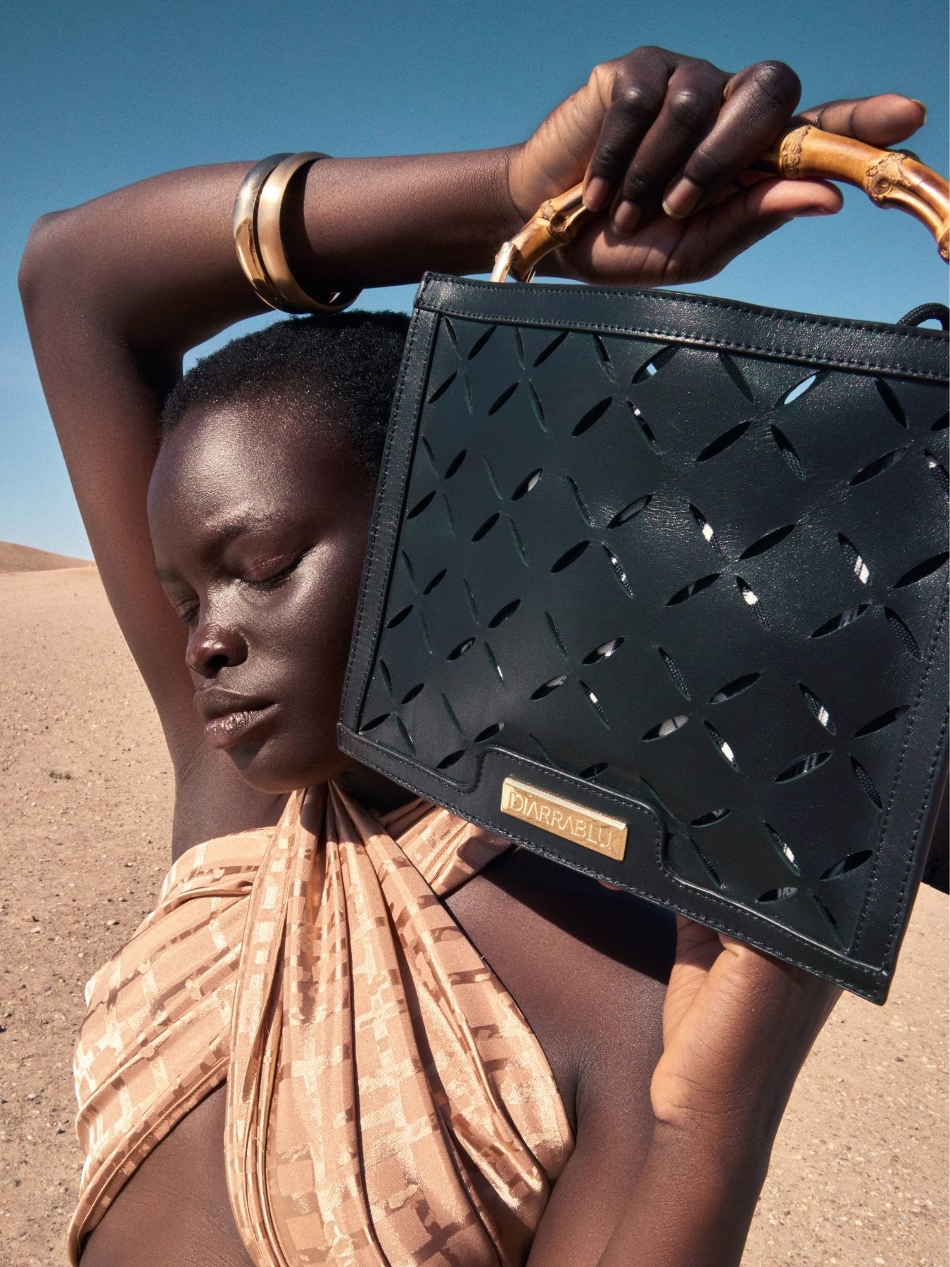 Nuur Bag - Almond Noir - diarrablu