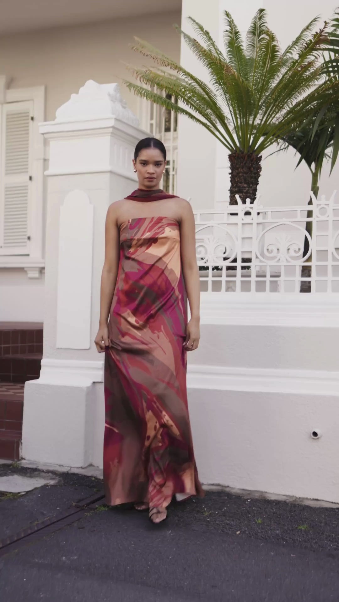 Tubi Dress - Aura Rouge