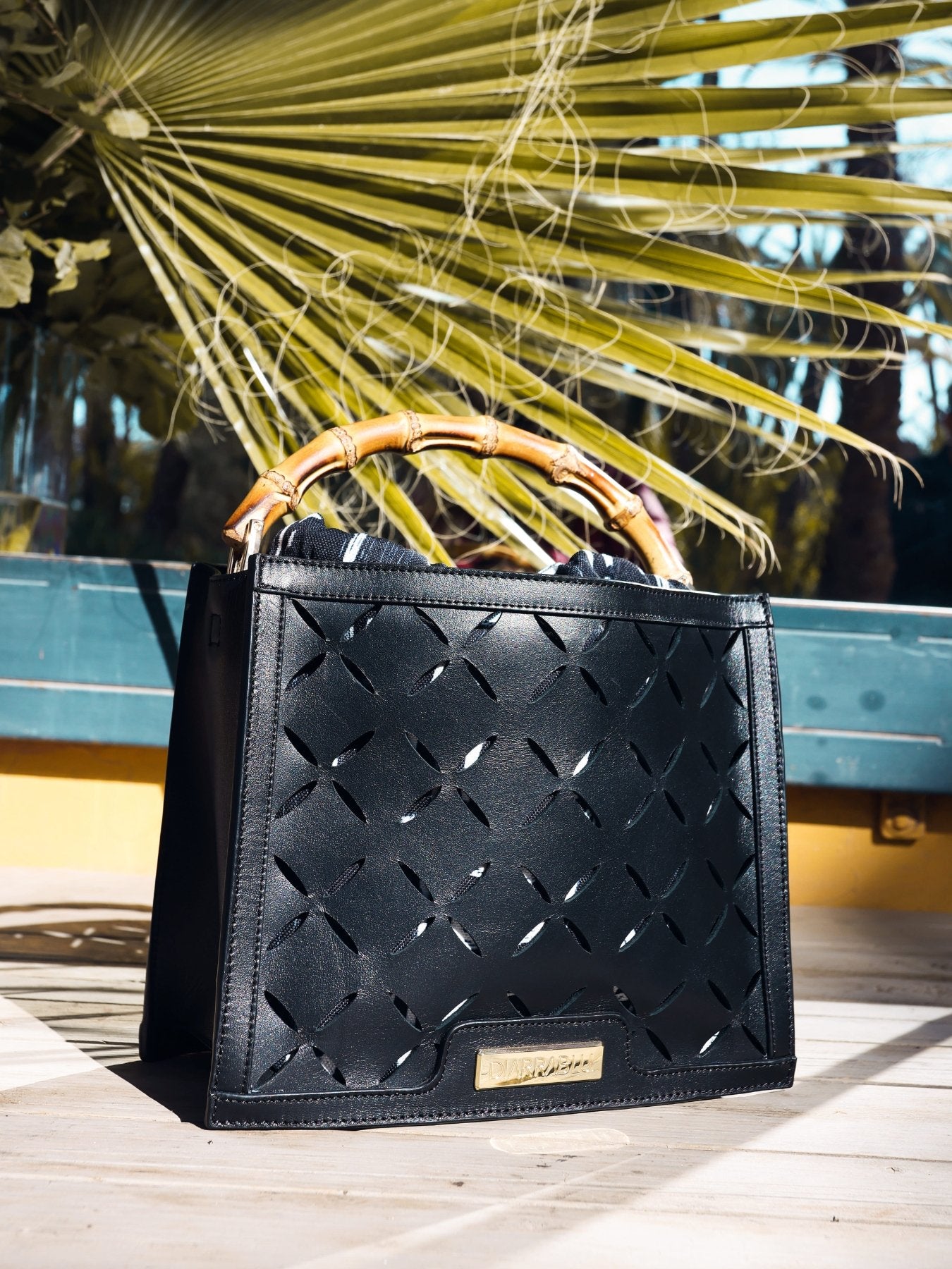 Nuur Bag - Almond Noir - diarrablu